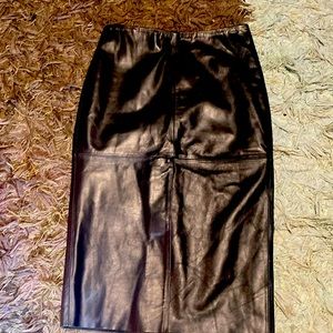 VINTAGE UNITED COLORS BENETTON BLACK PENCIL FRONT SLIT SKIRT